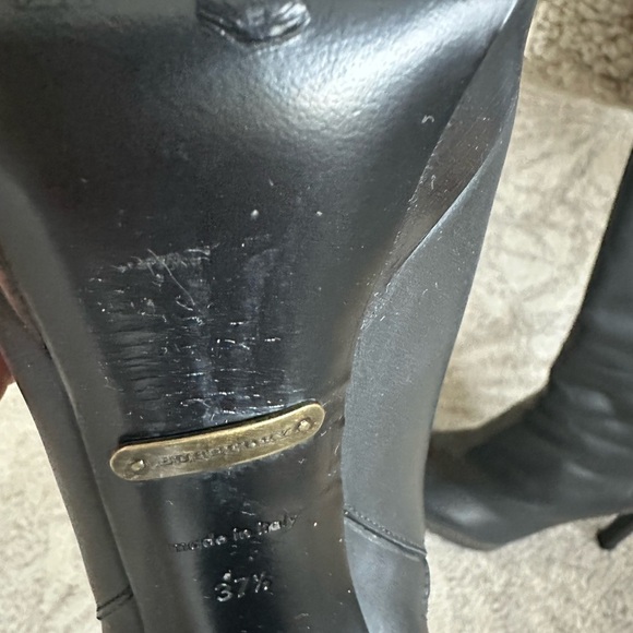 Burberry black leather platform / high heel boots Size 37.5 - Picture 11 of 15